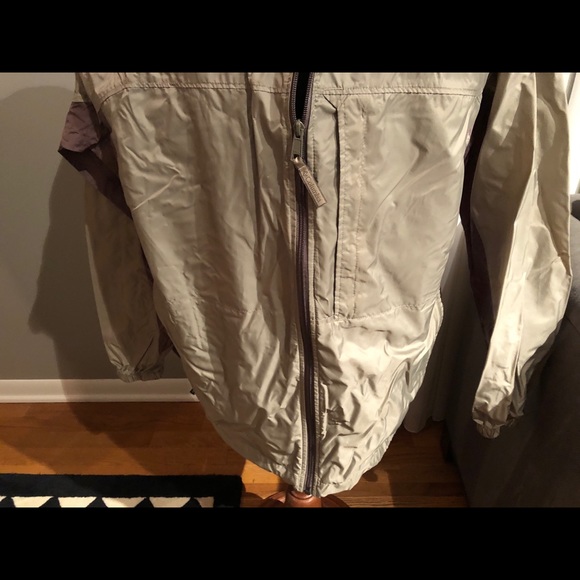 Two tone Columbia titanium nylon jacket size xxl - Picture 4 of 11
